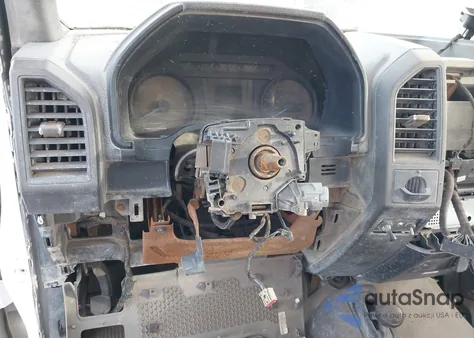 2017 Ford F-350 Chassis z USA, uszkodzony, nr VIN 1FD8W3F60HEC90510